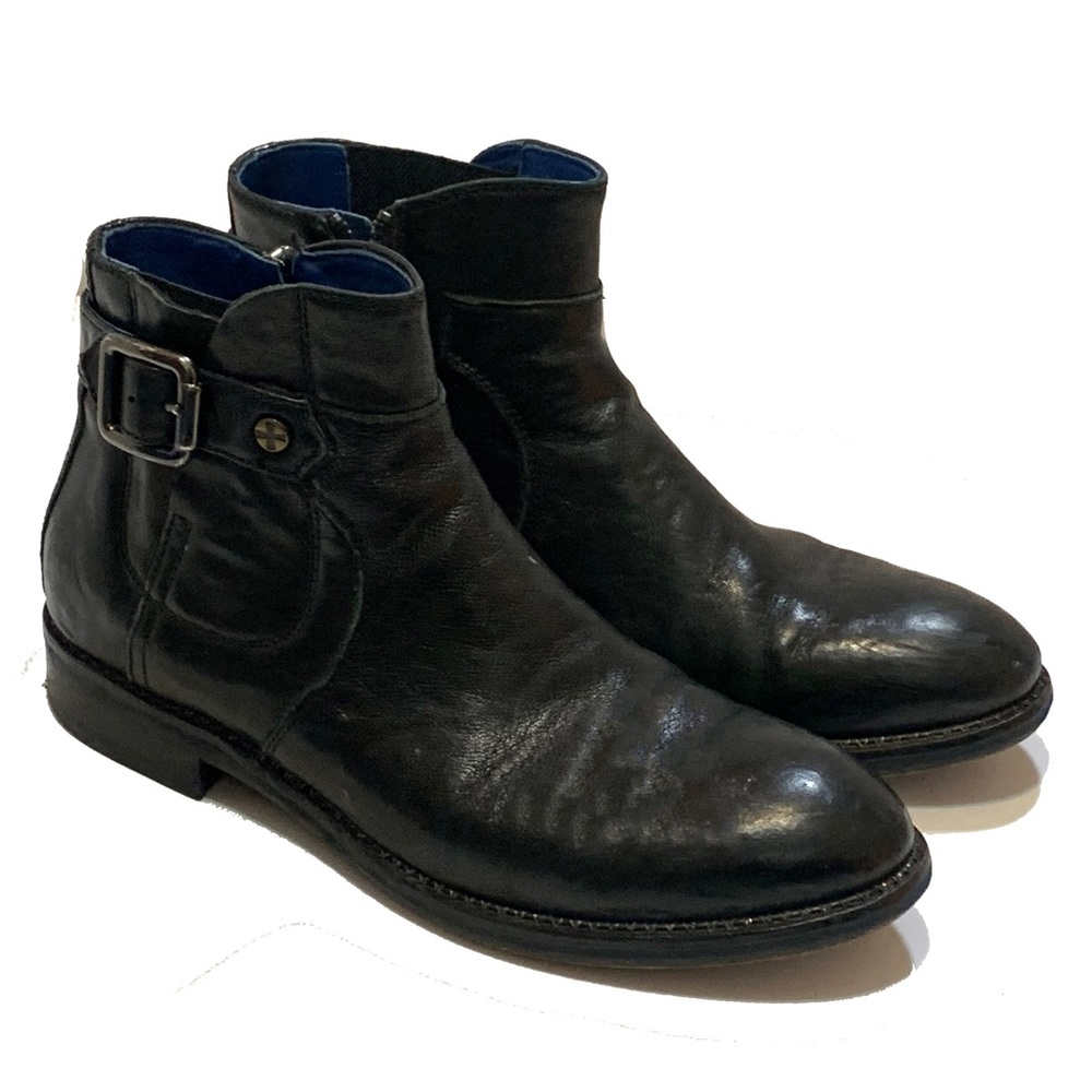 8 / Vero Cuoio Women’s Black Ankle Boots